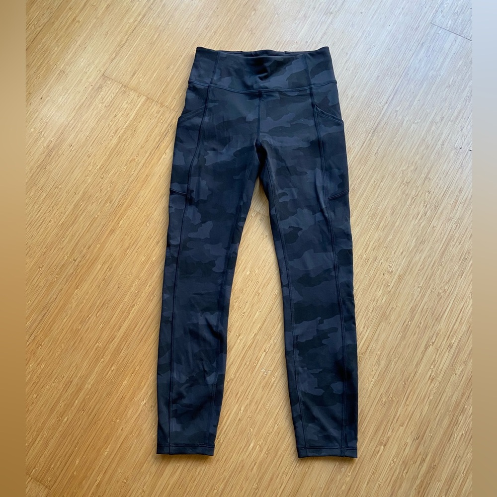 Lululemon Invigorate High-rise Tight 25” with side pockets size 4